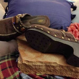 The Original Dr. Scholl's Applaud Low Heel Clog